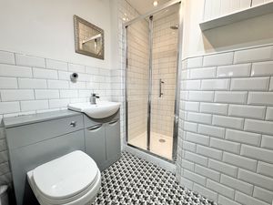 Photo 15- click for photo gallery